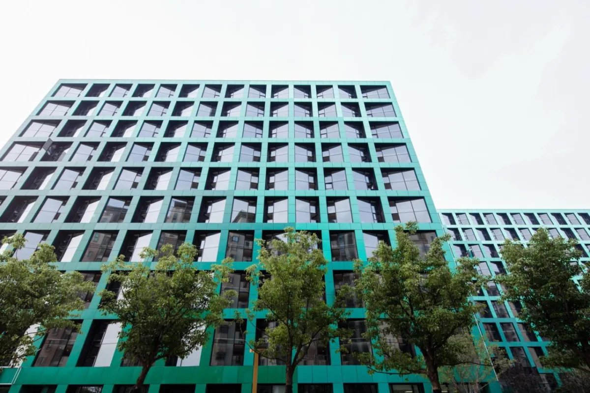 BIM建筑|南京银城KinmaQ+社区 / 优意建筑设计