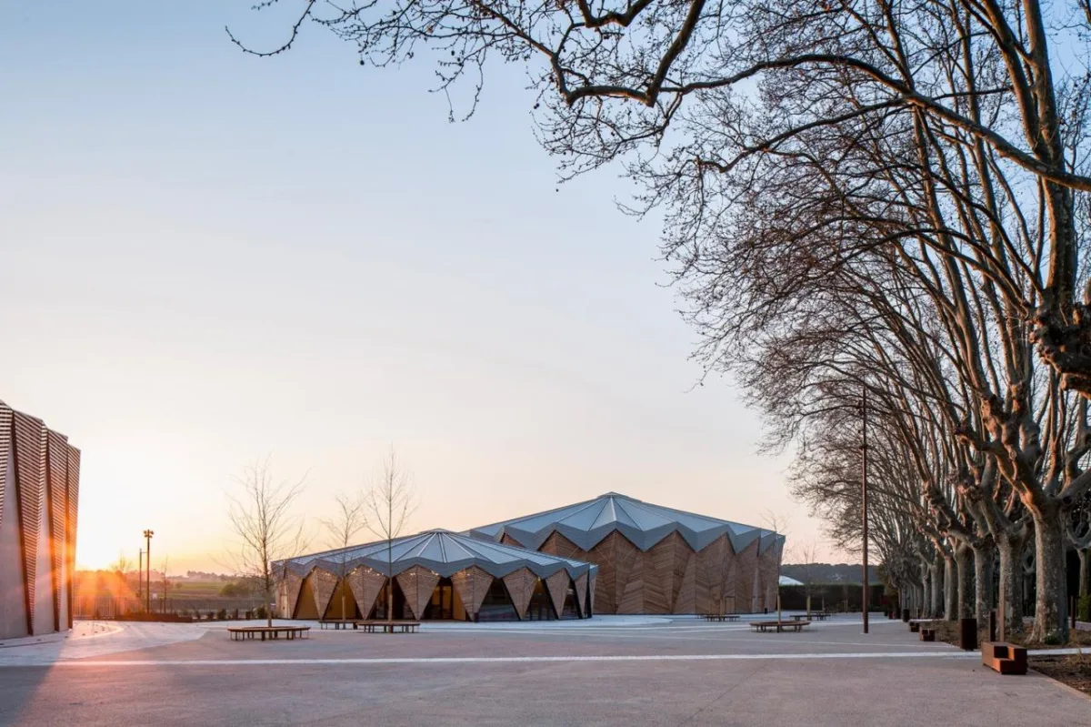 BIM建筑|马戏团式建筑，Domaine de Bayssan 剧院 / K architectures