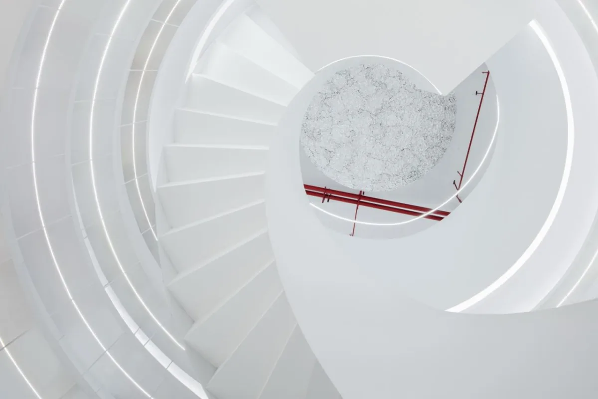 BIM建筑|时代共生：朱紫坊历史古厝中的“现代白” / 平衡空间设计