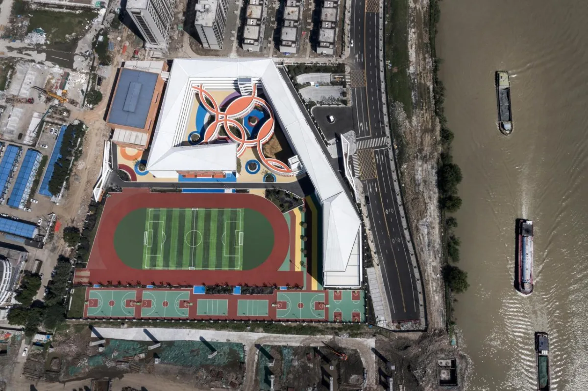 BIM建筑|维度的转移：凤西小学 / 米丈建筑