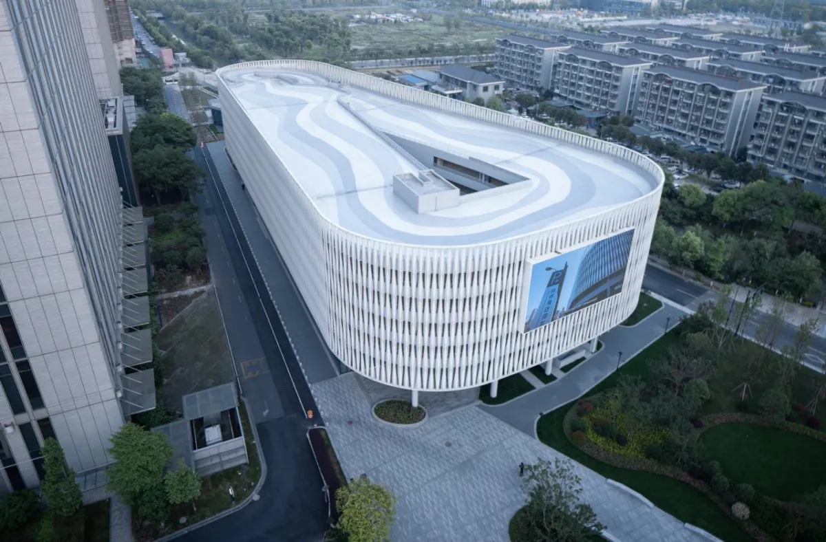 BIM建筑|来自停车楼的逆袭：杭州钱投海达停车楼 / 浙江大学建筑设计研究院有限公司