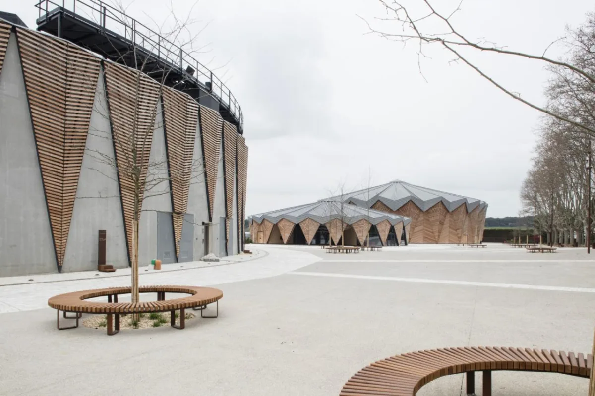 BIM建筑|马戏团式建筑，Domaine de Bayssan 剧院 / K architectures
