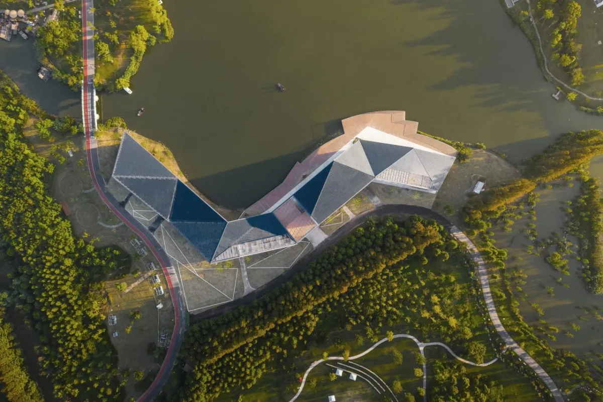 BIM建筑|长兴岛郊野公园游客中心 / 米川工作室 + 水石设计