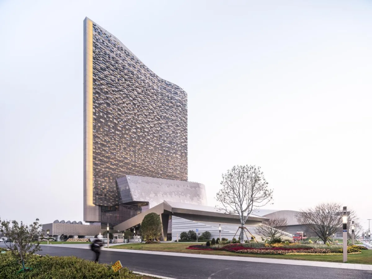 BIM建筑|扬子江国际会议中心 / Morphosis 墨菲西斯