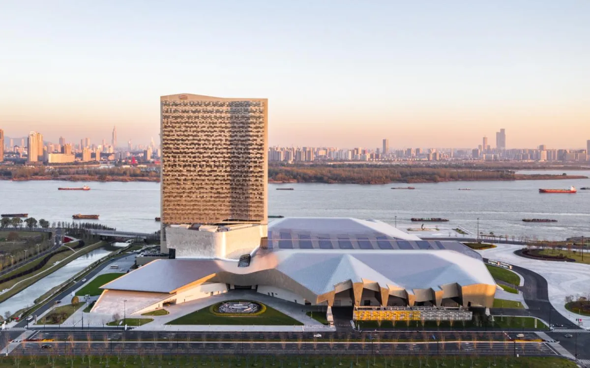 BIM建筑|扬子江国际会议中心 / Morphosis 墨菲西斯