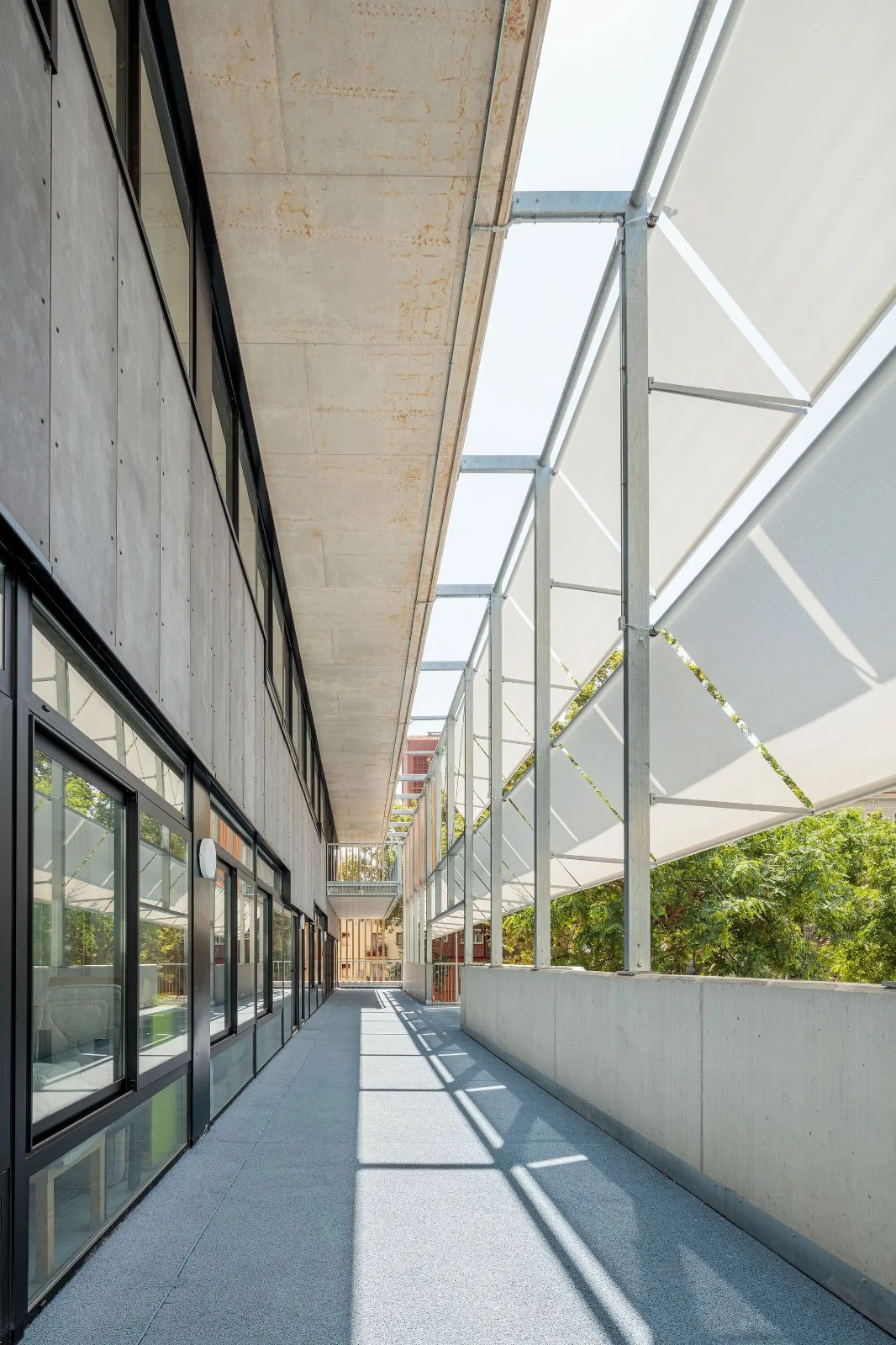 BIM建筑|小学扩建:Mar Bella 学校 / SUMO arquitectes BIM建筑|小学扩建:Mar Bella 学校 / SUMO arquitectes
