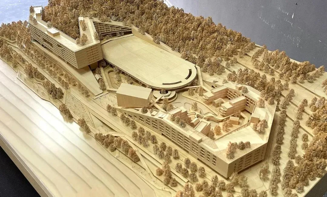 BIM建筑|“塘畔隐园”—深圳市第二十八高级中学建筑方案设计 / 一境建筑设计