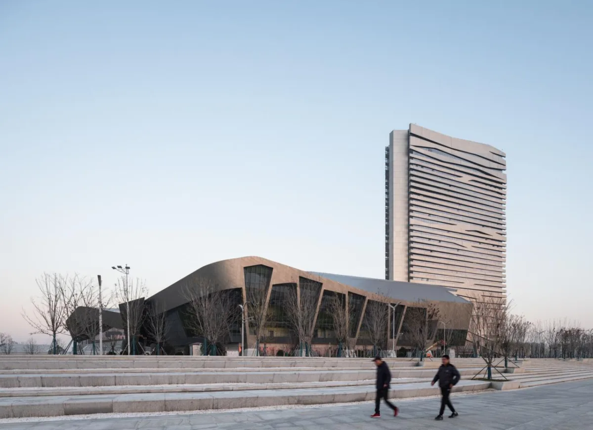 BIM建筑|扬子江国际会议中心 / Morphosis 墨菲西斯