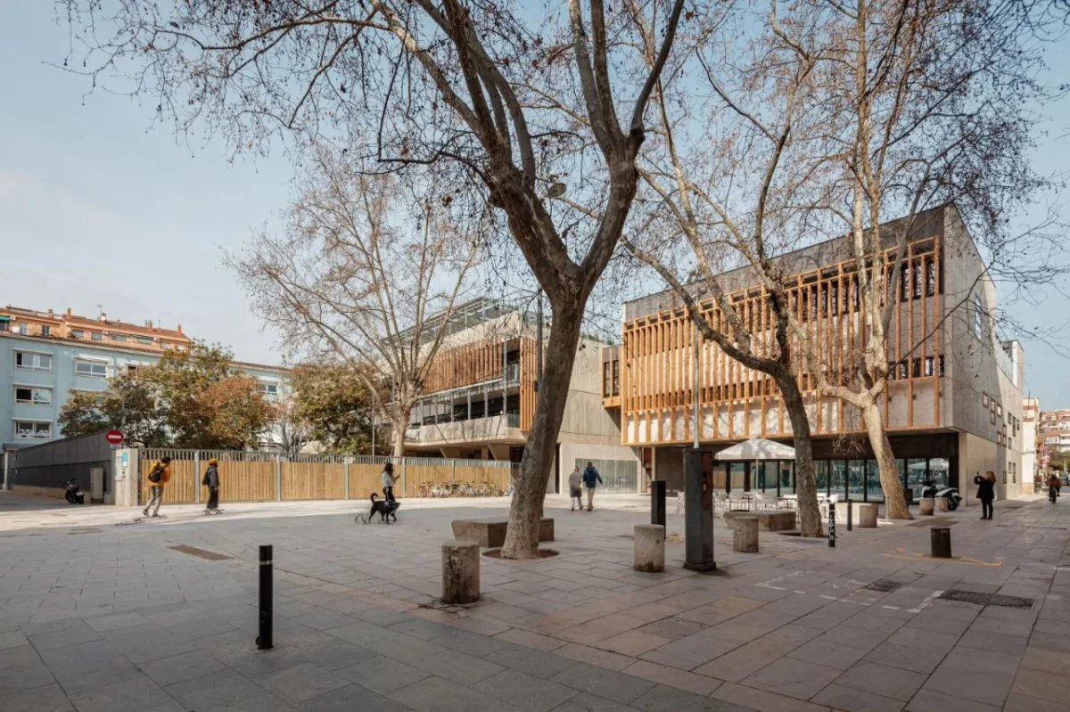 BIM建筑|小学扩建:Mar Bella 学校 / SUMO arquitectes BIM建筑|小学扩建:Mar Bella 学校 / SUMO arquitectes