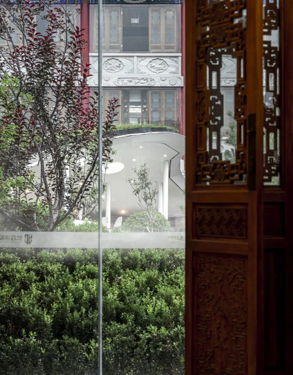 BIM建筑|中国传统四合庭院的人文办公综合体升级改造 / 北京中德行建筑设计