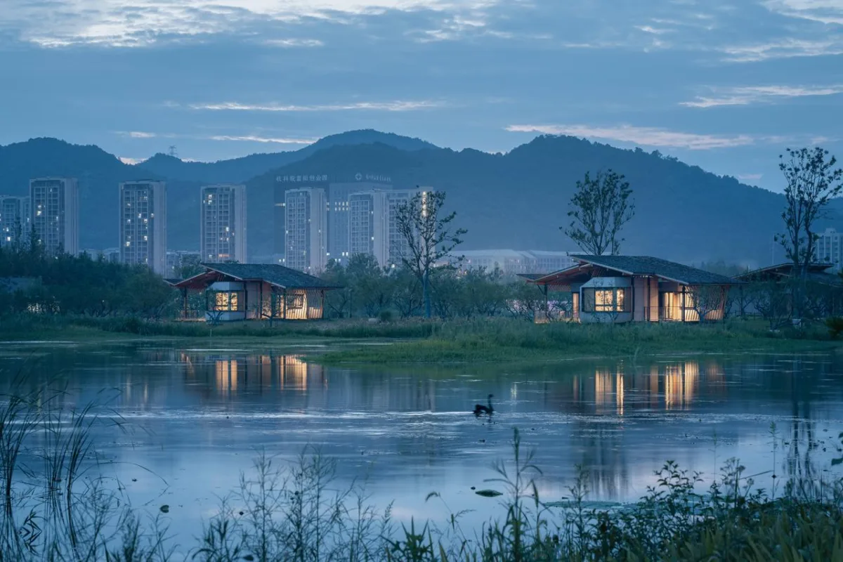 BIM建筑|富阳阳陂湖湿地生态酒店 / 尌林建筑