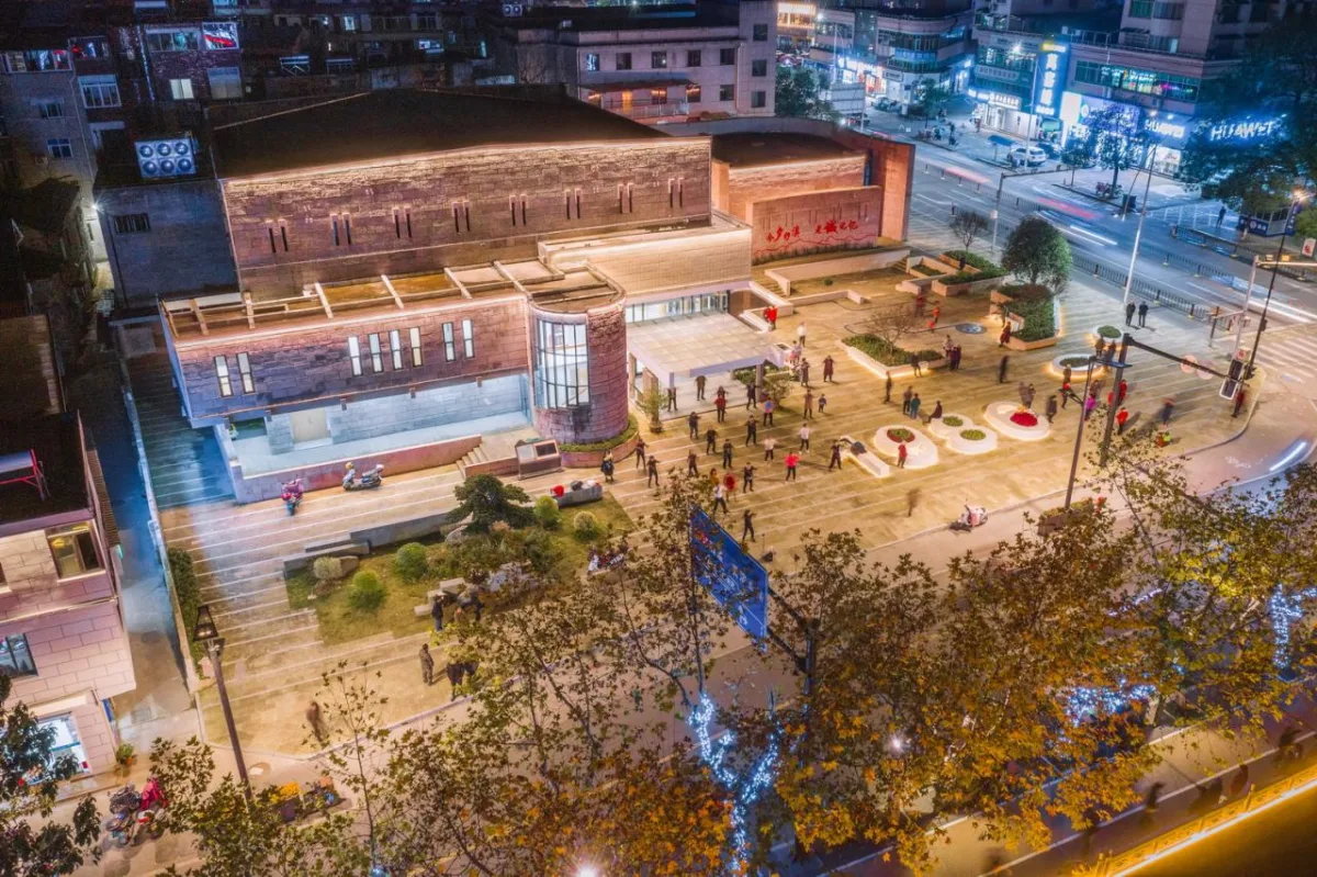 BIM建筑|新烟火主义：缙云老城溪滨南路有机更新 / I Studio言吾建筑