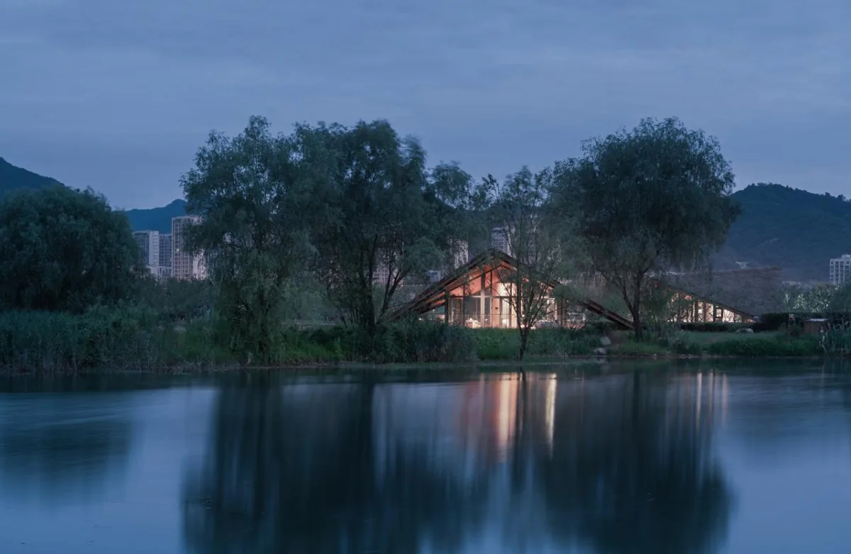 BIM建筑|富阳阳陂湖湿地生态酒店 / 尌林建筑