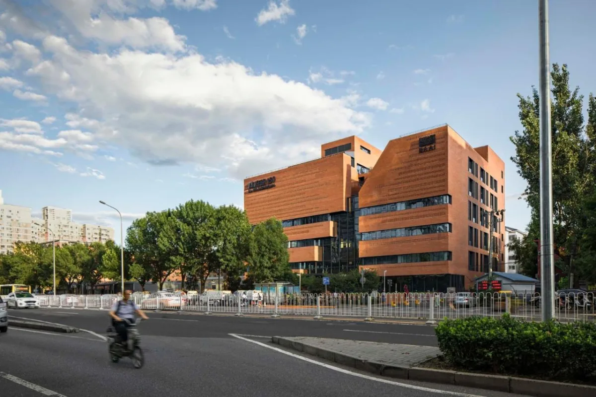 BIM建筑|成府路150号 / URBANUS都市实践
