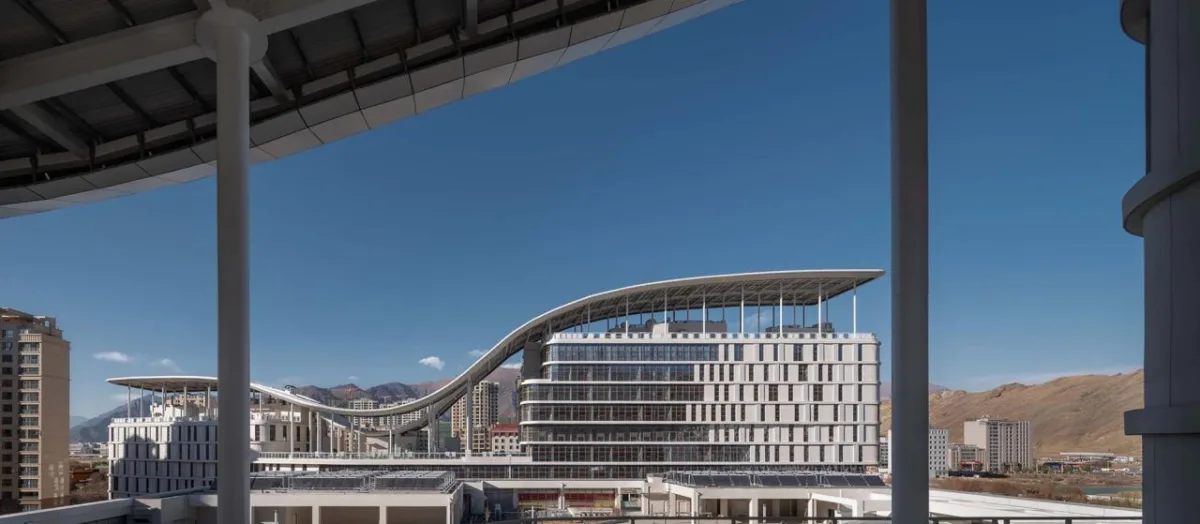 BIM建筑|西藏妇儿医院 / 八作建筑设计事务所