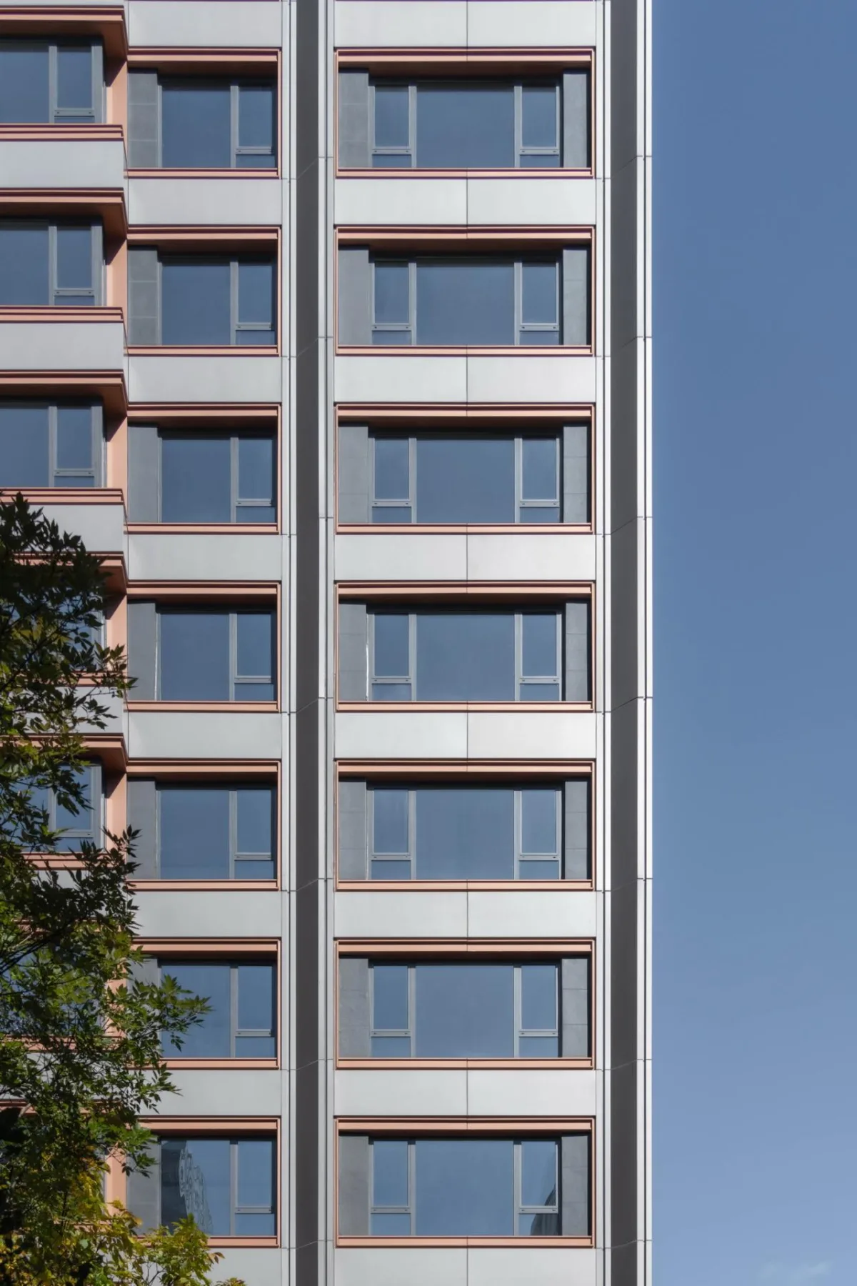 BIM建筑|奢居、从雅、极简 ： 沈阳龙湖 · 天奕 / 成执设计