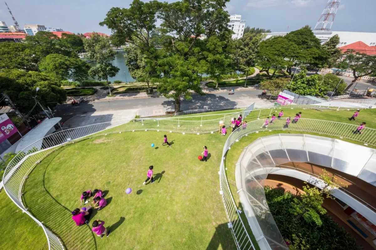 BIM建筑|山坡下的秘密基地：TTC Elite Ben Tre 幼儿园 / KIENTRUC O