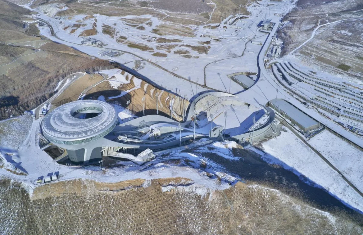 BIM建筑|国家跳台滑雪中心 / THAD 清华大学建筑设计研究院