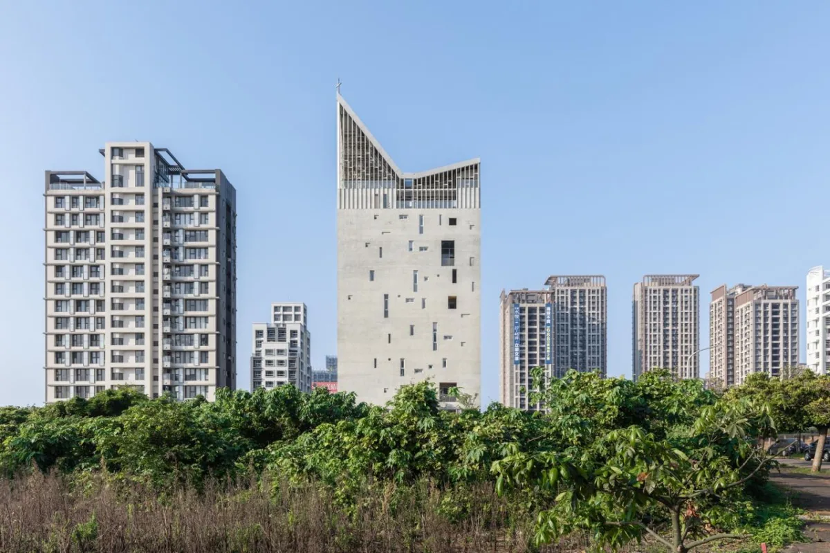 BIM建筑|垂直教堂，淡江教堂 / Behet Bondzio Lin Architekten