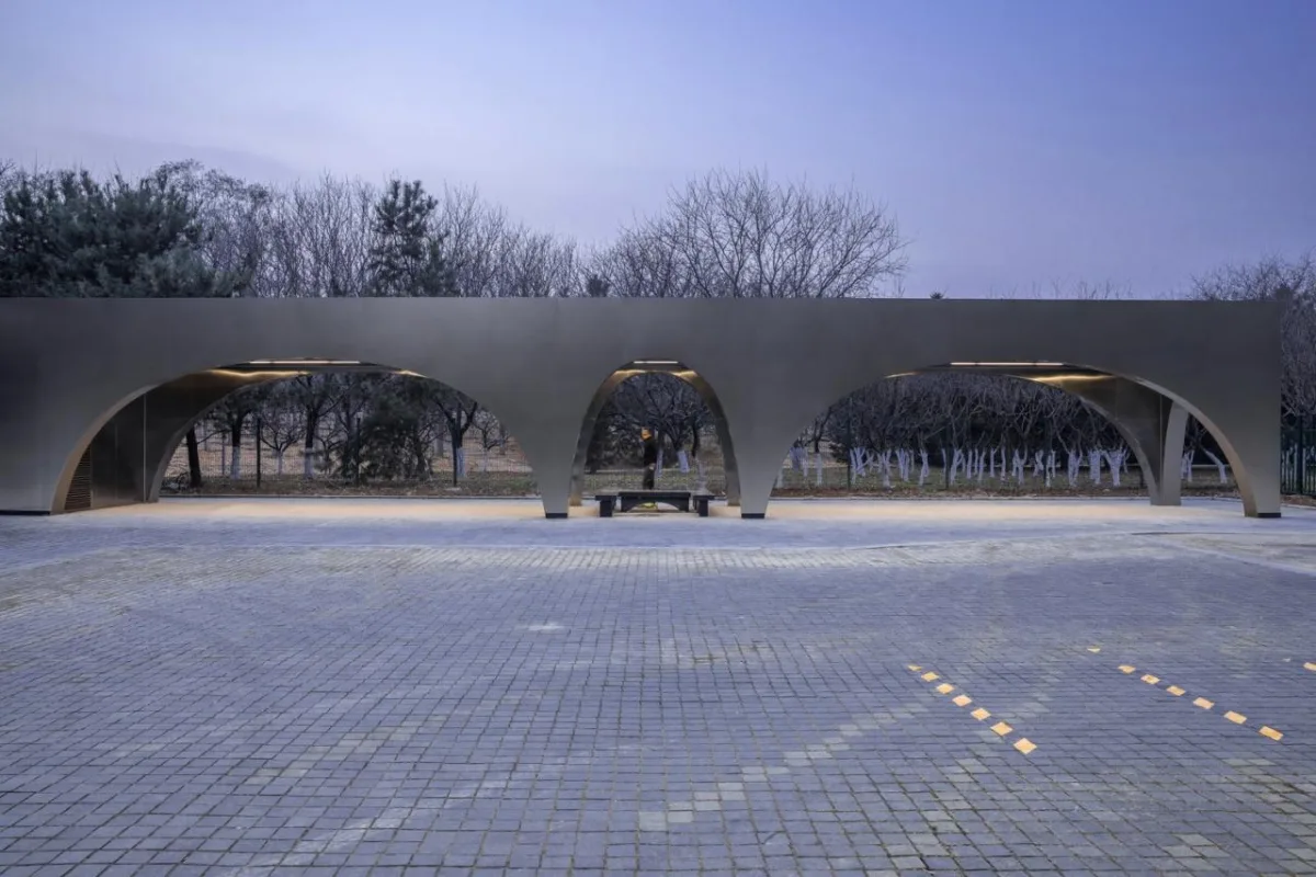 BIM建筑|北京奥林匹克森林公园跑者服务站 / TEMP建筑设计工作室