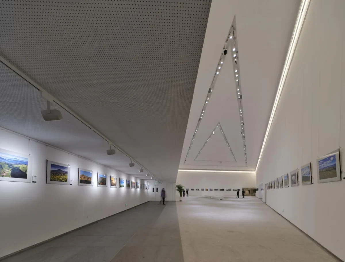 BIM建筑|大同艺术博物馆 / Foster + Partners