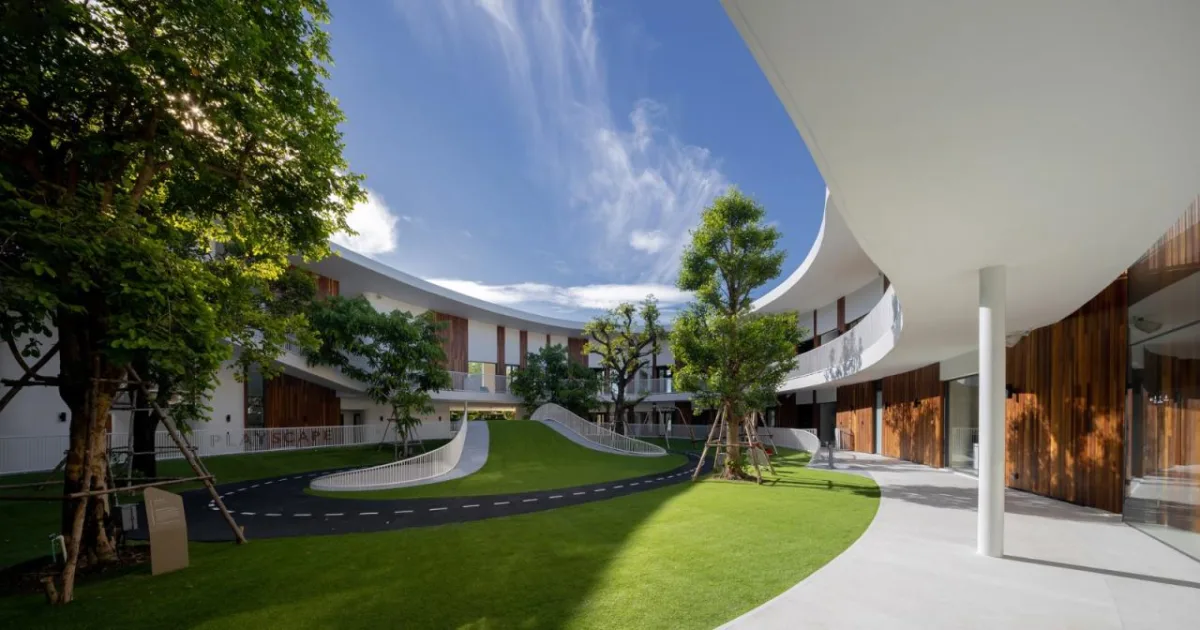 BIM建筑|泰国曼谷充满童趣的幼儿园空间 / Plan Architect