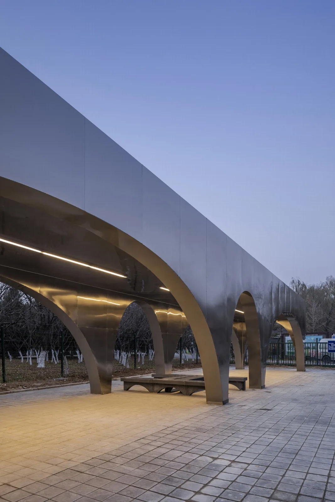BIM建筑|北京奥林匹克森林公园跑者服务站 / TEMP建筑设计工作室