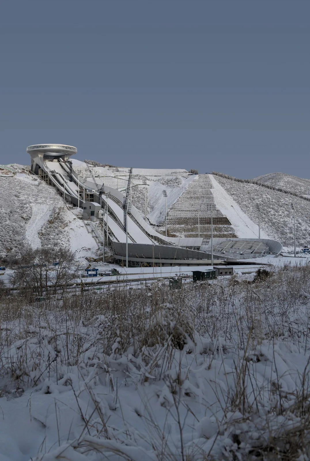 BIM建筑|国家跳台滑雪中心 / THAD 清华大学建筑设计研究院