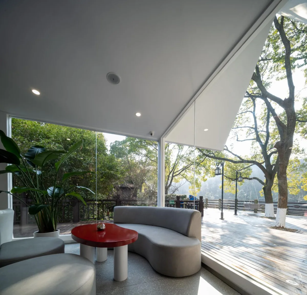 BIM建筑|白马涧龙池景区休闲餐吧 / 平介设计