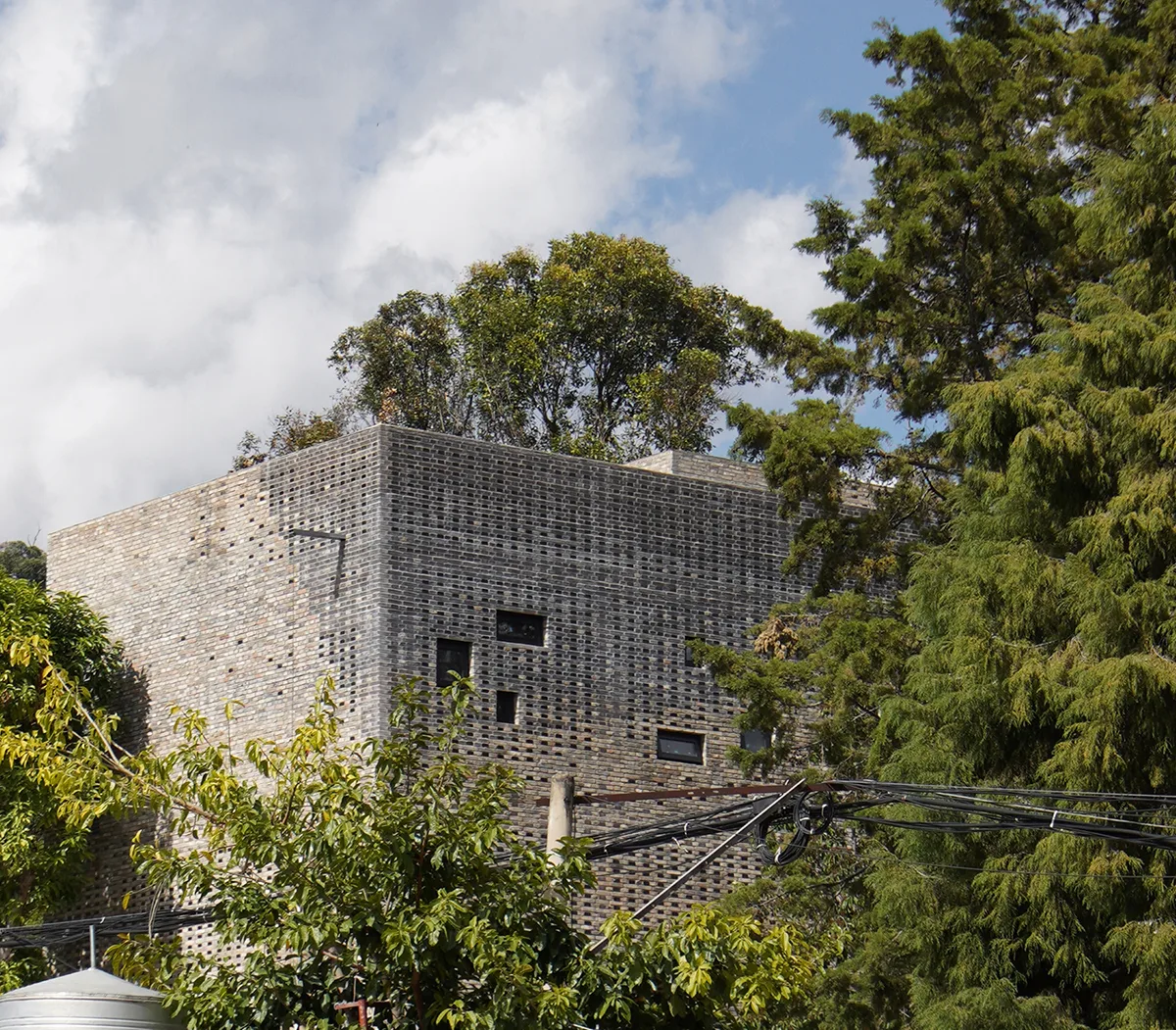 BIM建筑|乡建八式|基于云南大知闲闲民宿改造的乡建实践 / 阮晓舟设计工作室