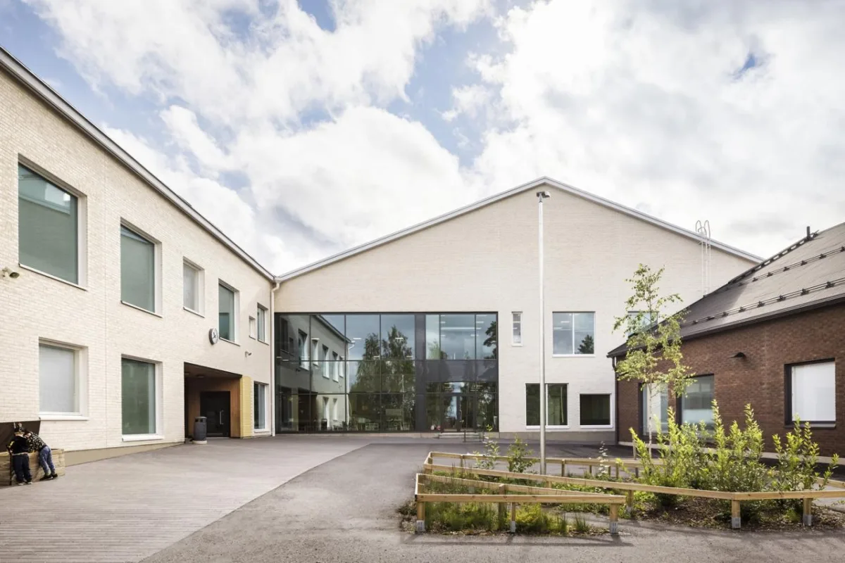 BIM建筑|汉卡萨尔米学校 / Parviainen Architects