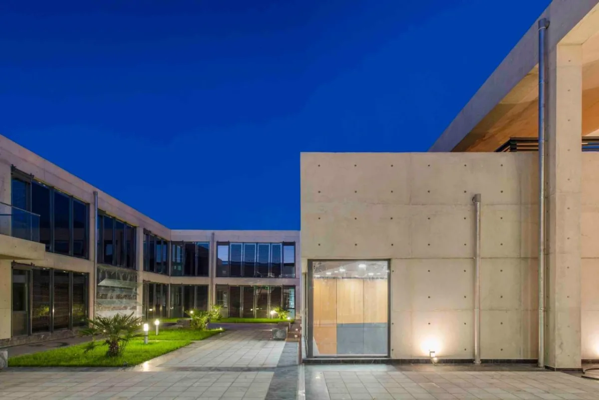 BIM建筑|希腊拉米亚市政供水办大楼 / VTria 建筑事务所
