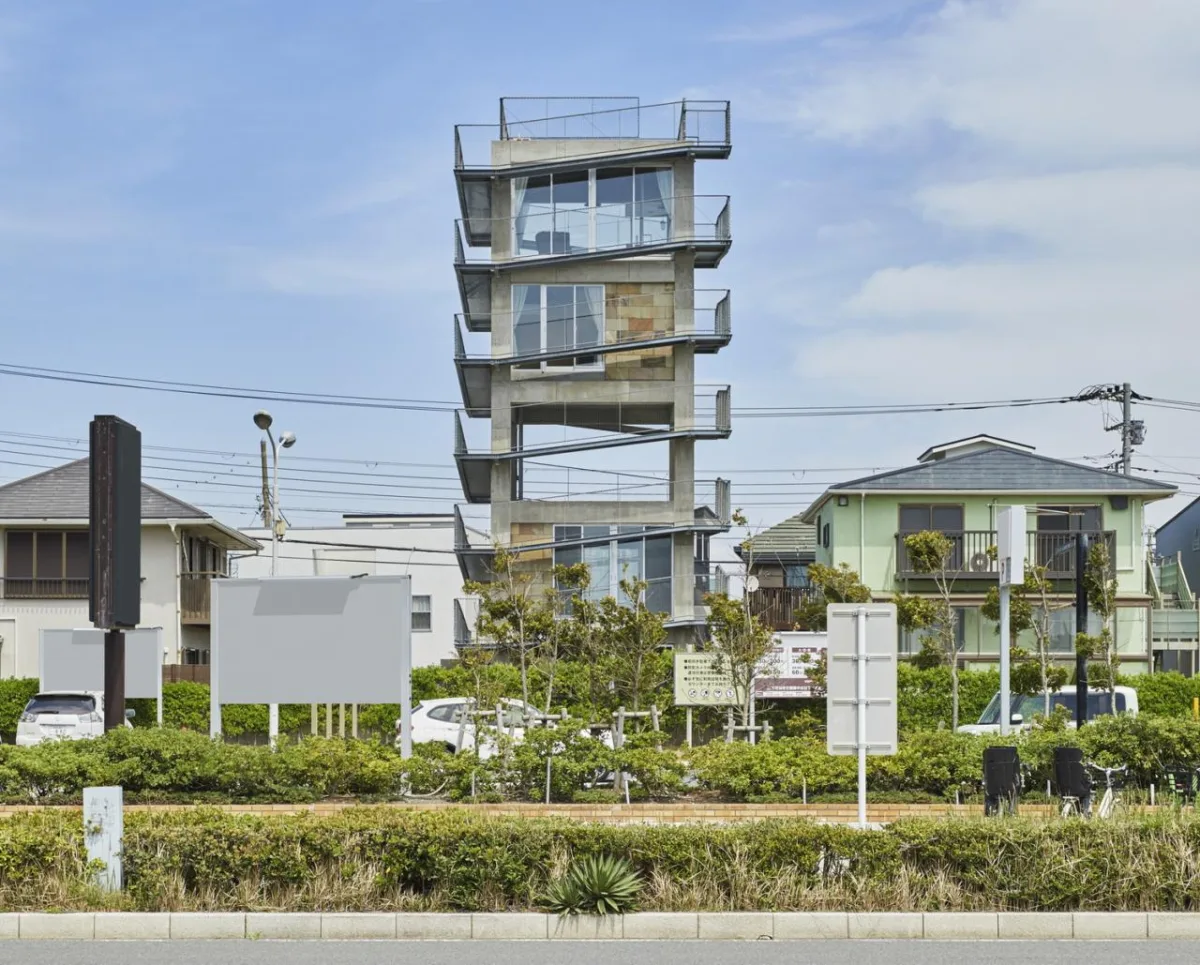 BIM建筑|坡道环绕建筑，鹄沼-Y之家/ KANIUE