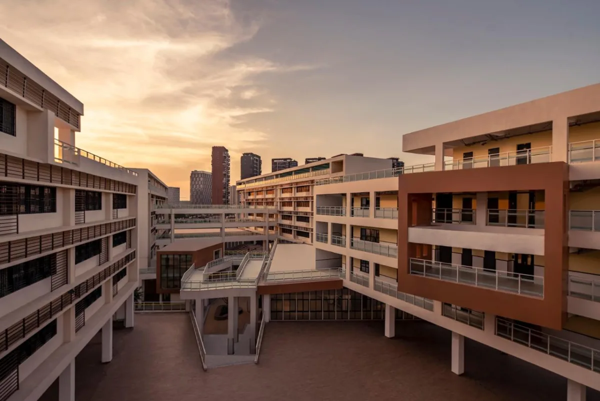 BIM建筑|深圳光明新区凤凰学校 / 深圳大学建筑设计研究院“钟中+钟波涛”工作室