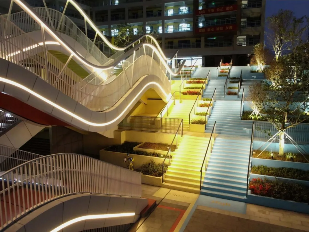 BIM建筑|深圳市光明区凤凰学校空间改造 / 深圳市同济人建筑设计