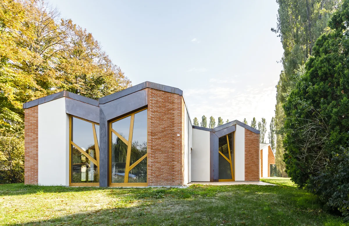 BIM建筑|悬挂式屋顶：教堂与教区综合体 / Miralles Tagliabue EMBT