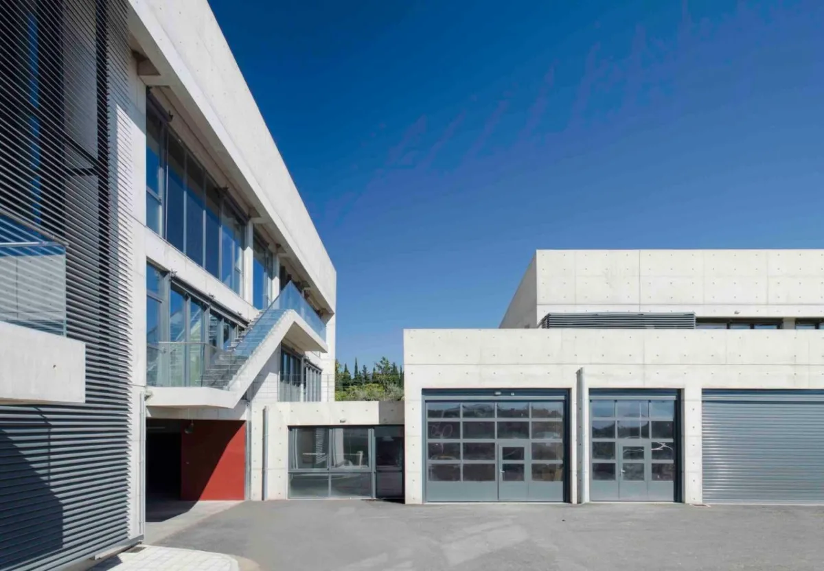 BIM建筑|希腊拉米亚市政供水办大楼 / VTria 建筑事务所
