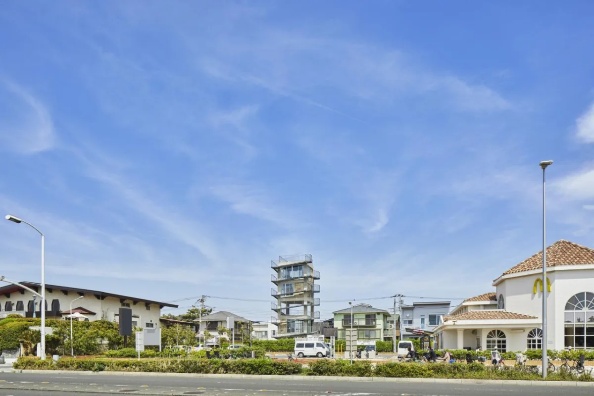 BIM建筑|坡道环绕建筑，鹄沼-Y之家/ KANIUE