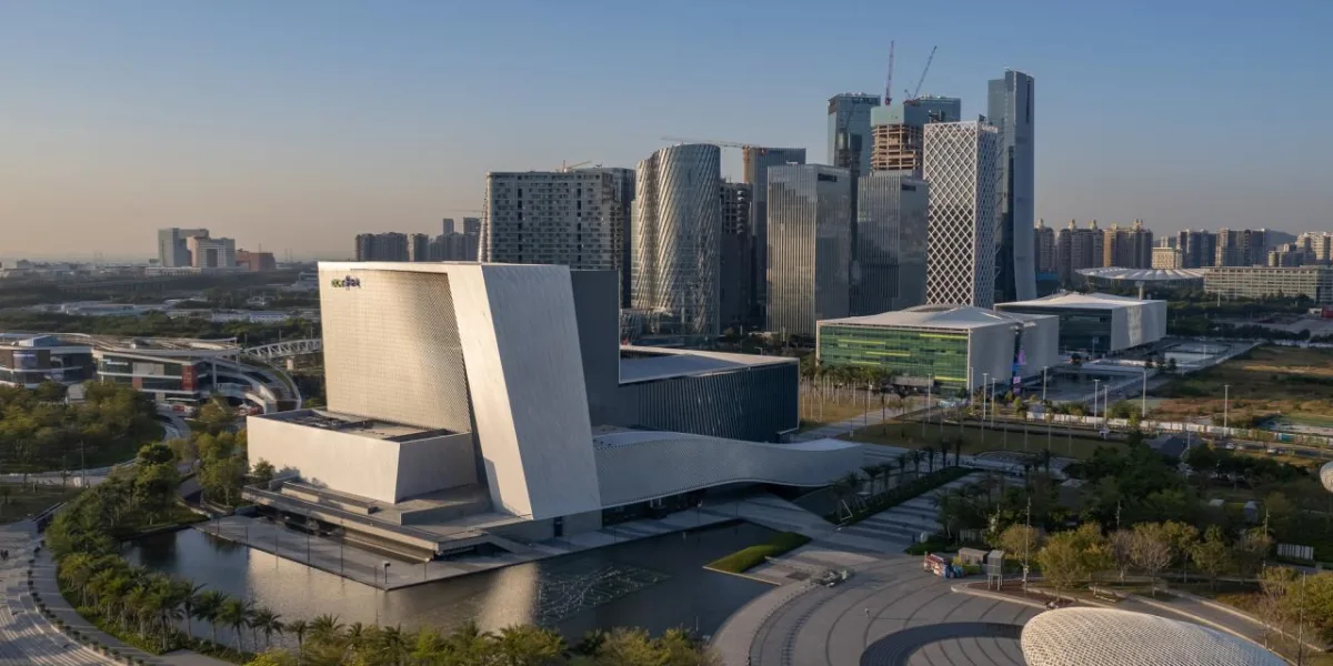 BIM建筑|深圳宝安文化区演艺中心 / 严迅奇建筑师事务所