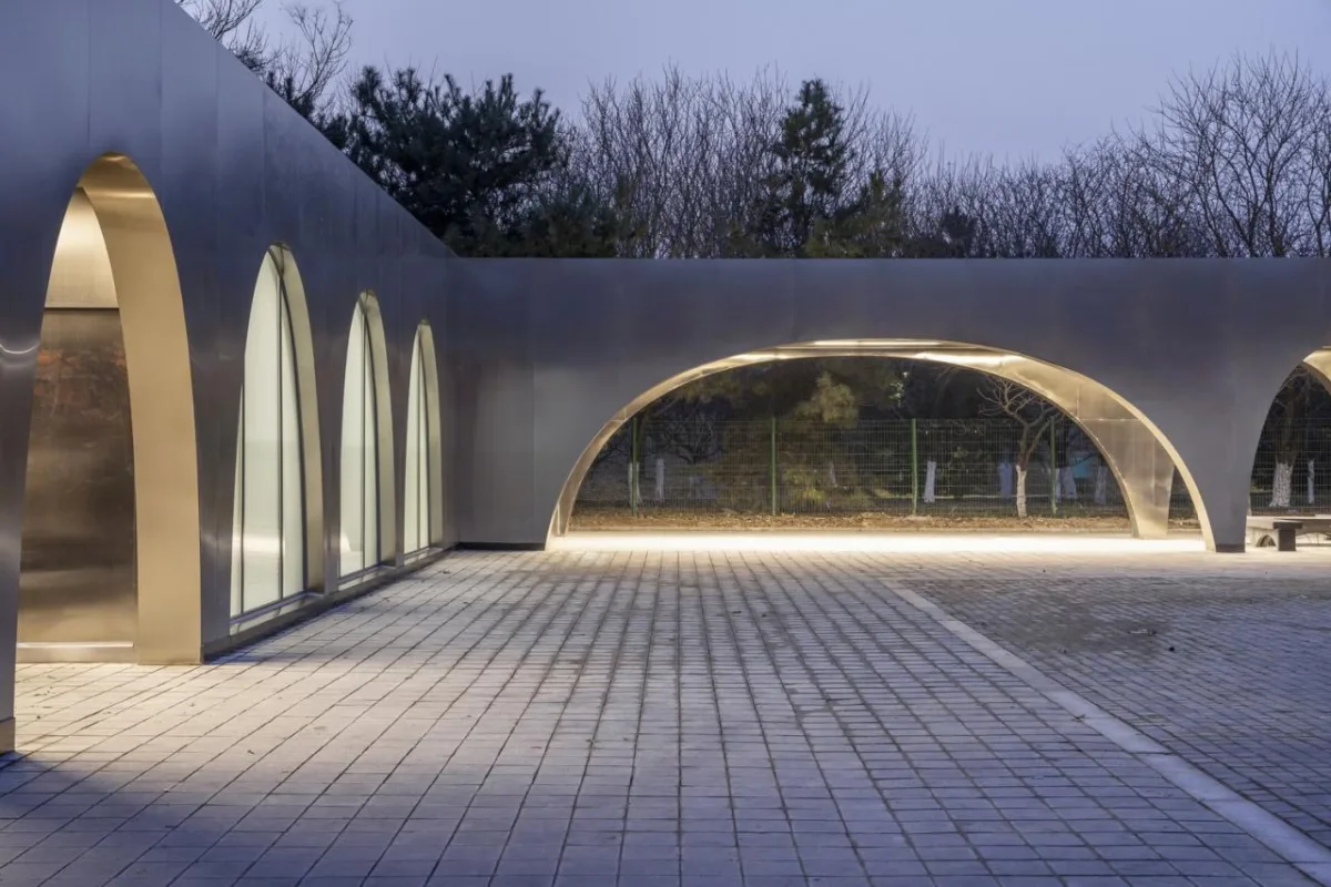 BIM建筑|北京奥林匹克森林公园跑者服务站 / TEMP建筑设计工作室