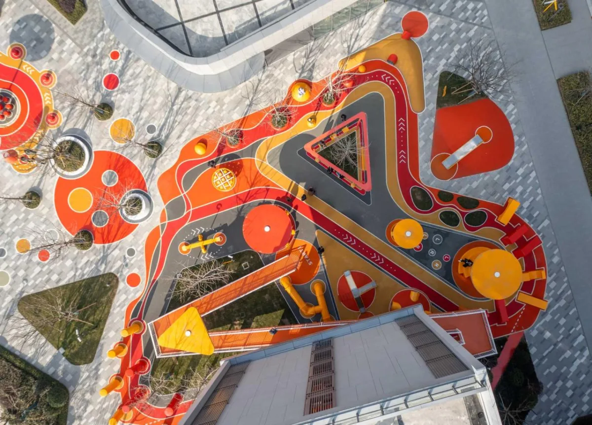 BIM建筑|奔流的熔岩 / 佰筑建筑设计
