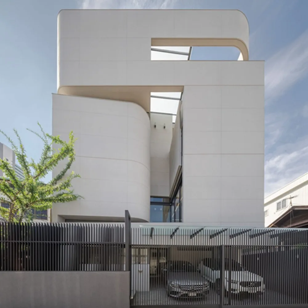 BIM建筑|泰国建筑师在曼谷创建向内的家庭住宅