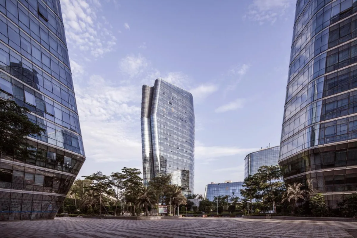 BIM建筑|南方大学科技园和B1塔楼 / Saltans Architects