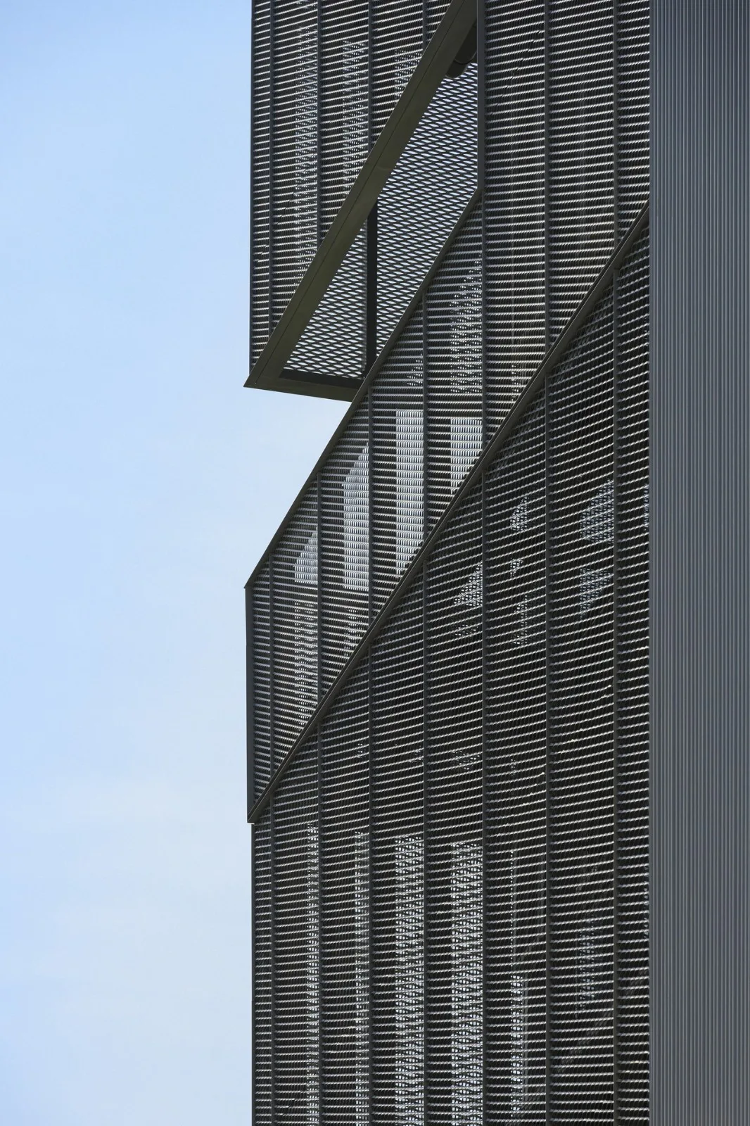 BIM建筑|台北艺术大学科技艺术馆 / 大尺建筑＋郭旭原联合建筑师事务所