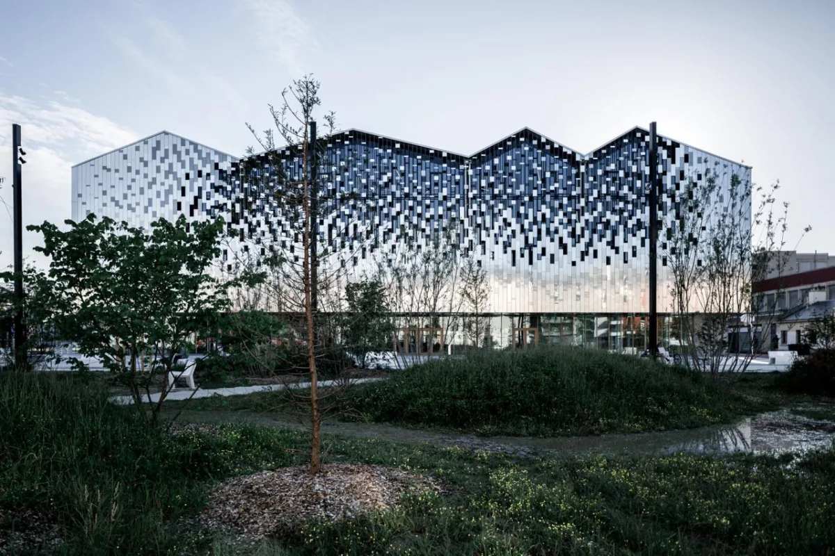 BIM建筑|Pôle Simone Veil 多功能运动中心 / K architectures Sigwalt Herman