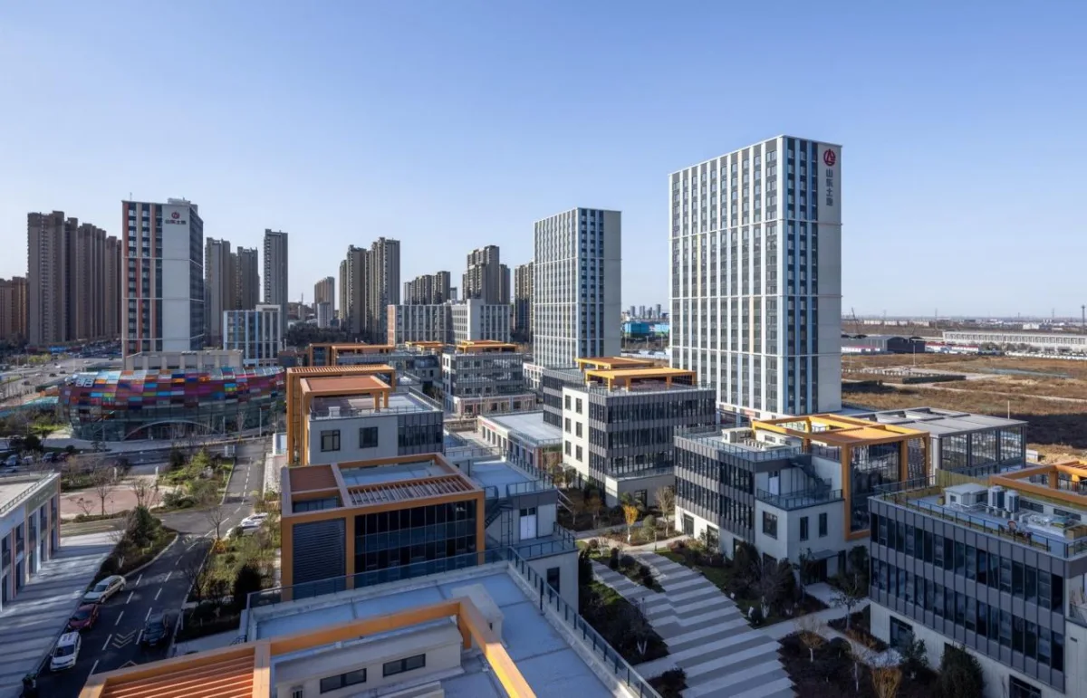 BIM建筑|为留住人才和激发活力而设计的新型产业社区 / 三益中国