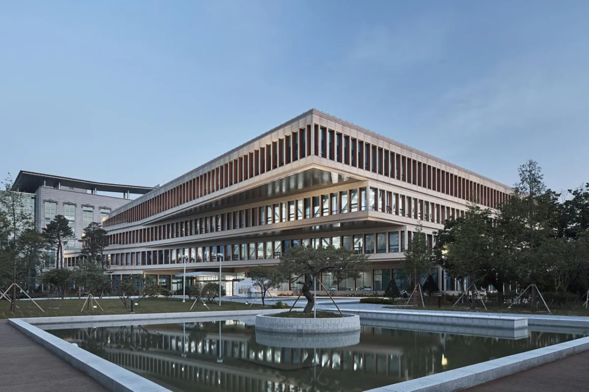BIM建筑|国会通信大楼 / HAEAHN Architecture