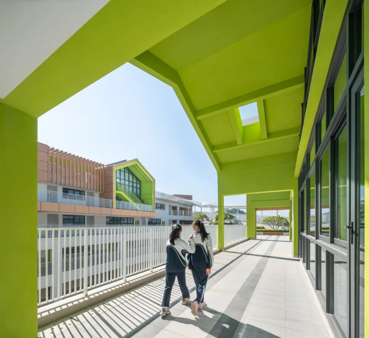 BIM建筑|深圳市坪山区东部湾区实验学校 / 申都设计