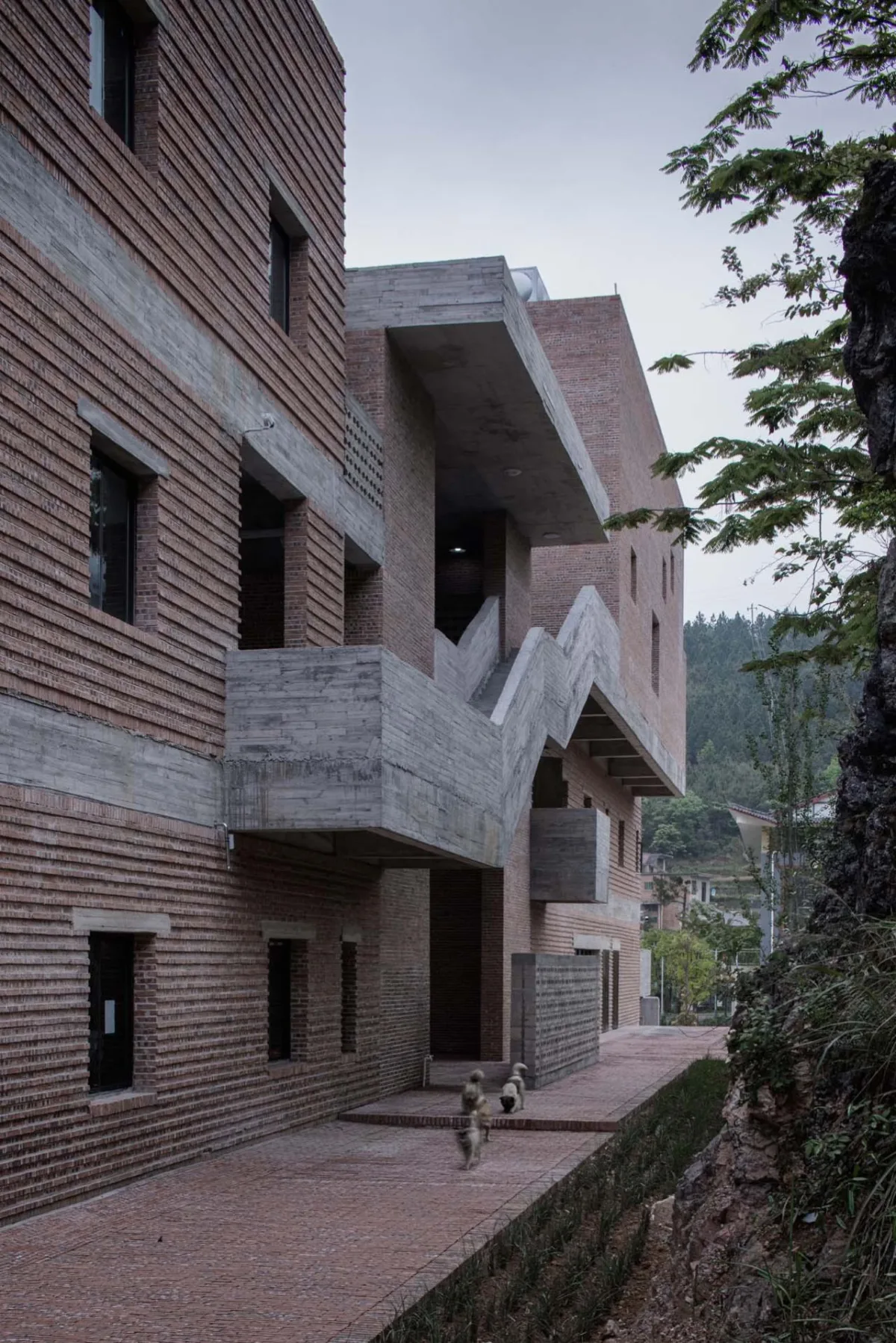 BIM建筑|江华瑶族水口镇如意村文化服务中心及特色工坊 / 地方工作室