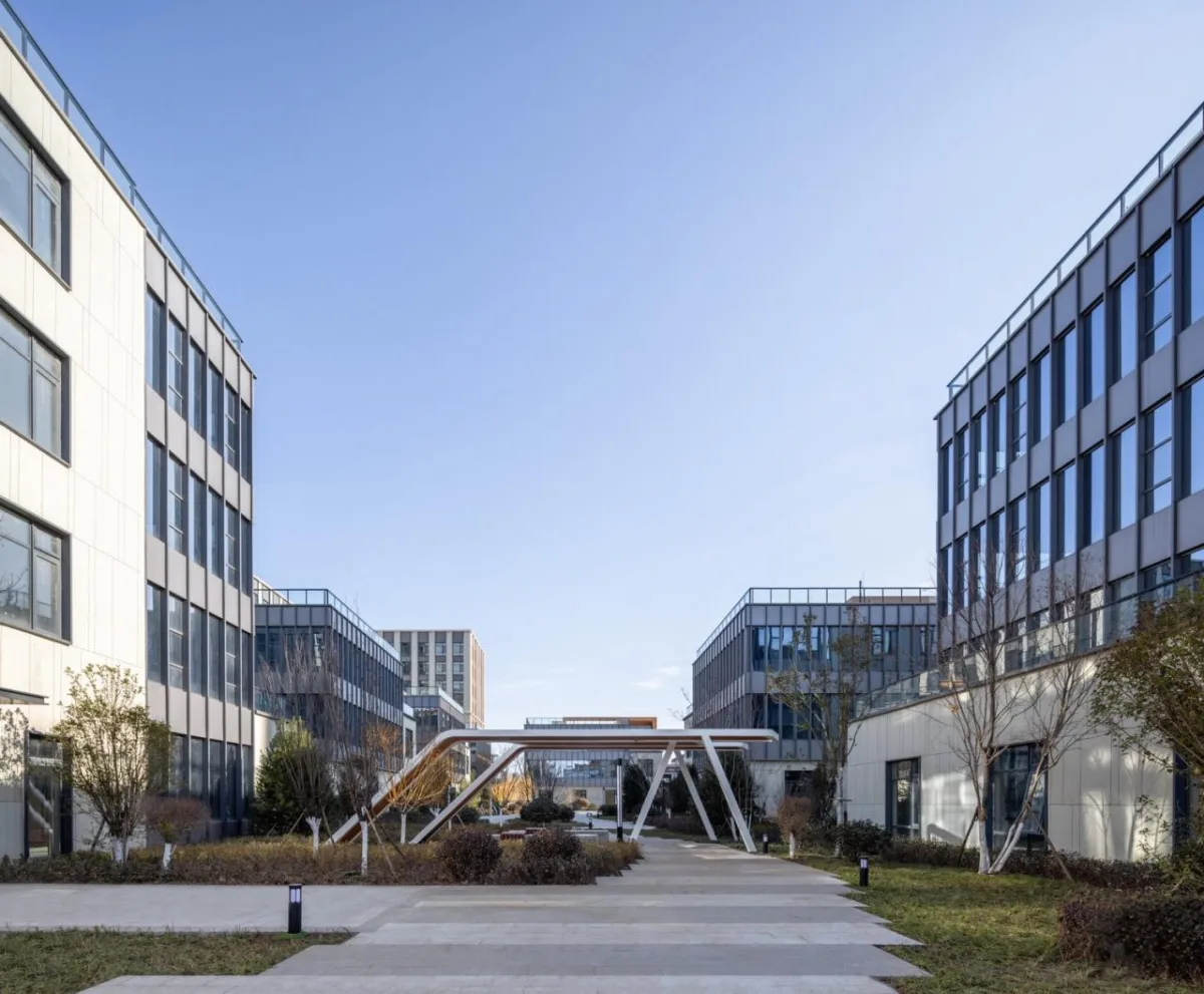 BIM建筑|为留住人才和激发活力而设计的新型产业社区 / 三益中国